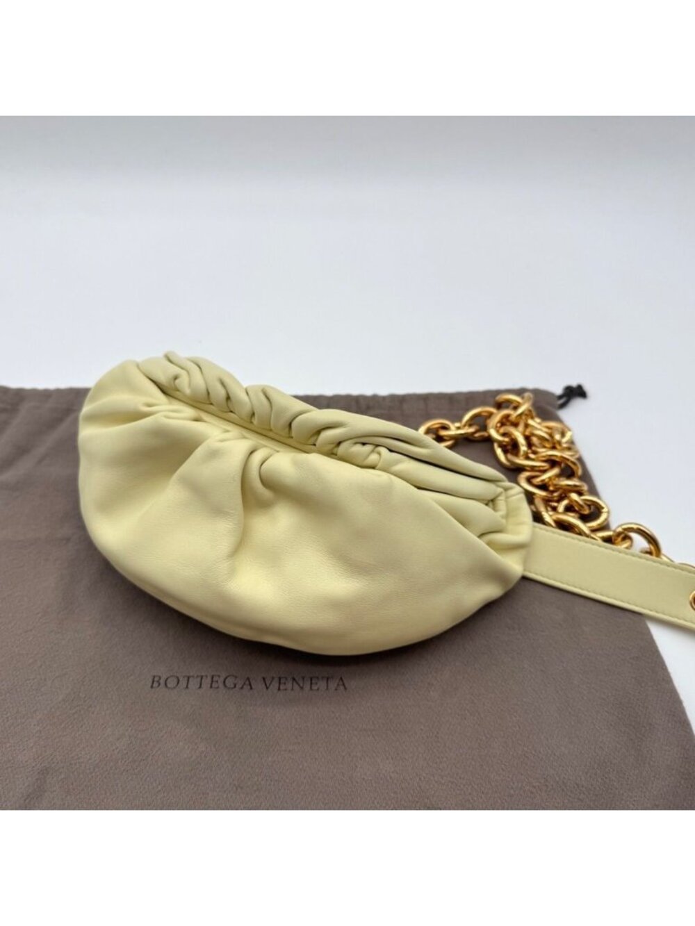 Bottega Veneta Shoulder Bag the Chain Pouch Leather Yellow